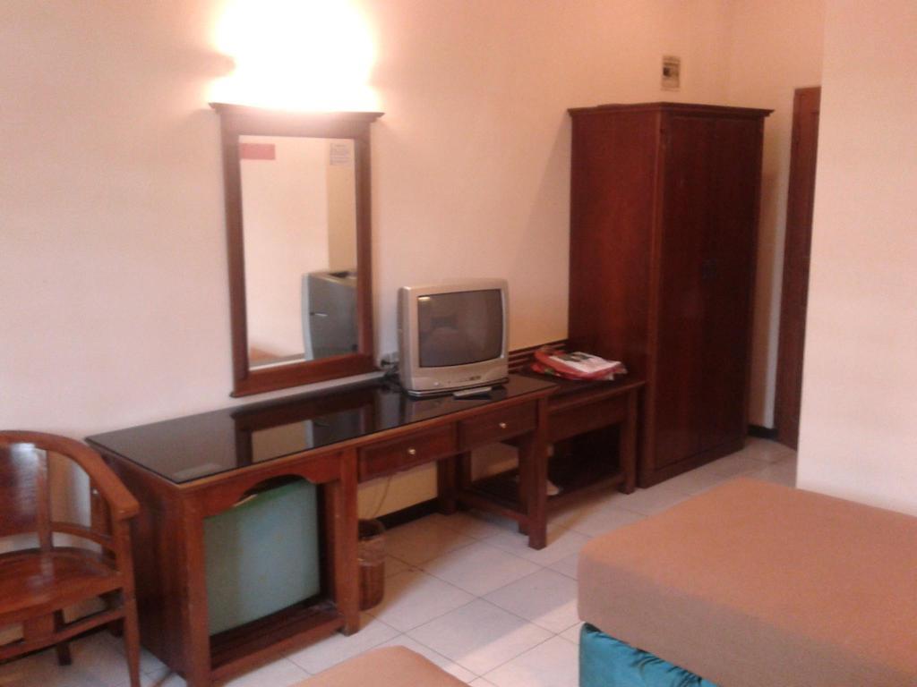 Hotel Fortuna Сурабая Стая снимка