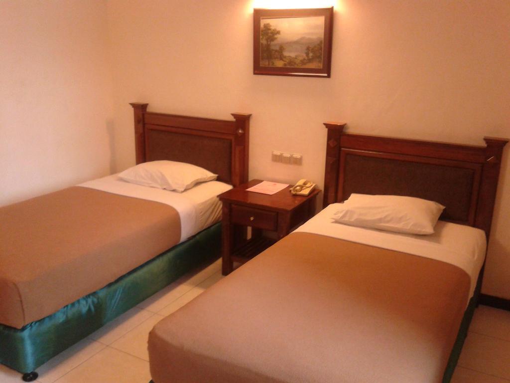 Hotel Fortuna Сурабая Стая снимка